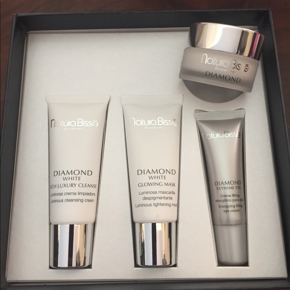 Natura Bisse Diamond Set